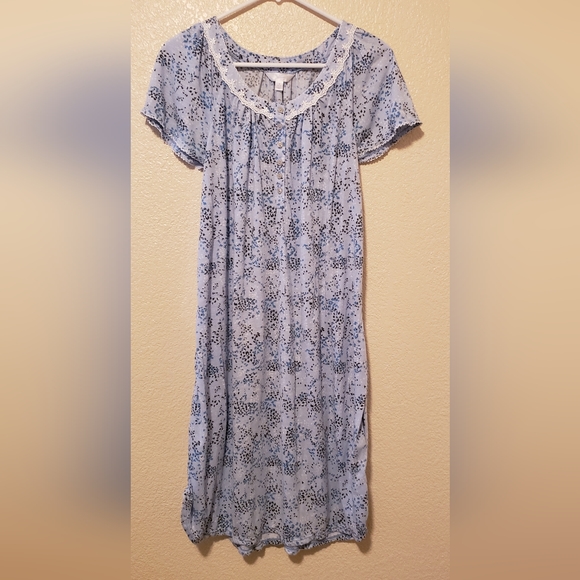 Halloween Old Lady Night Gown Costume, Size M - Picture 1 of 3